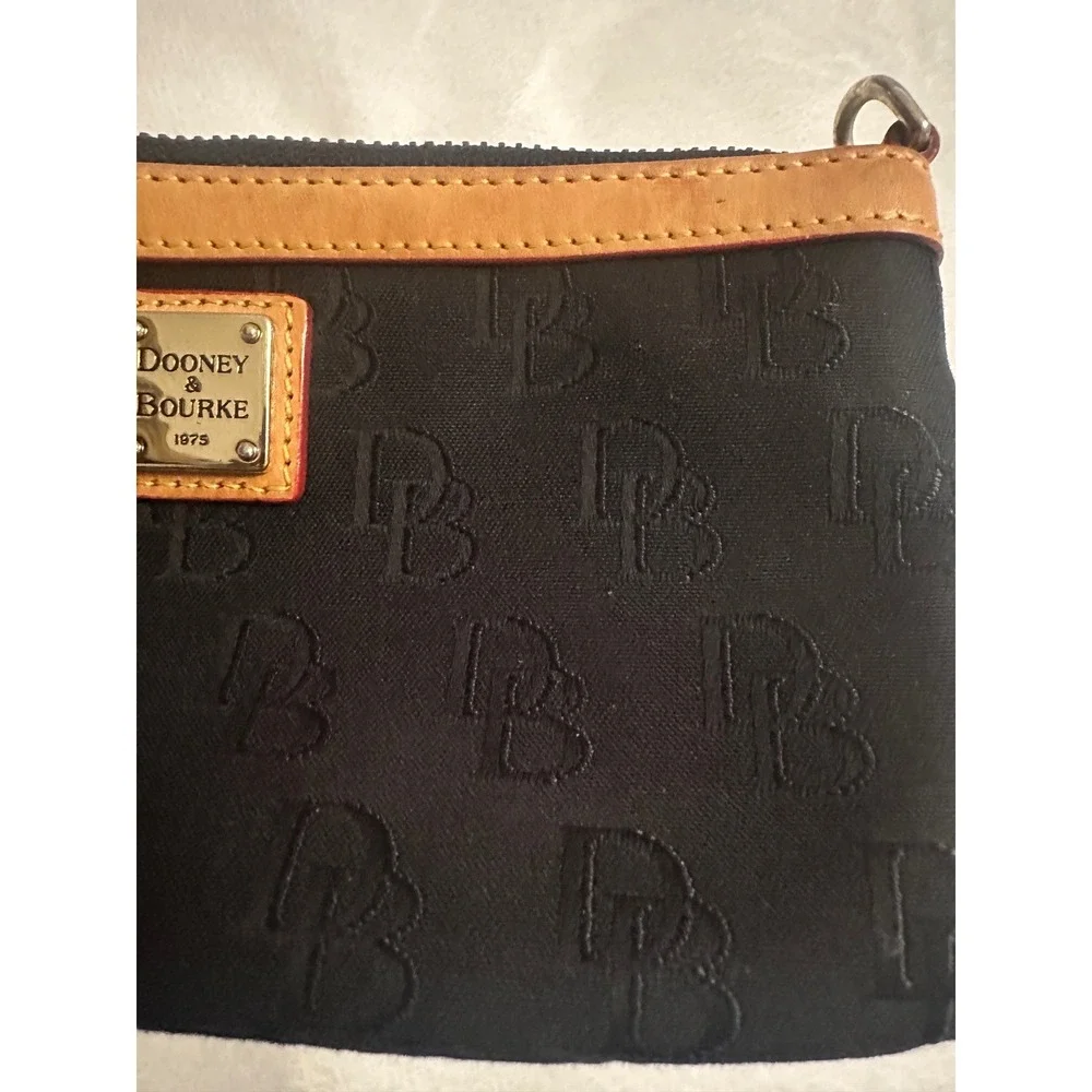 Dooney & Bourke Black Monogram Canvas Wristlet Pouch Tan Leather Trim Red Lining